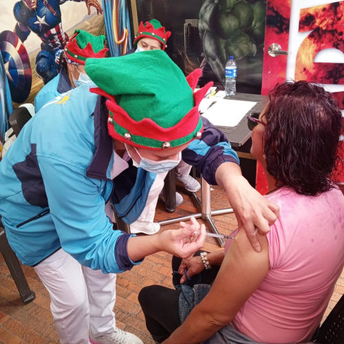Gran jornada de vacunación en más de 26 centros comerciales de Bogotá​​
