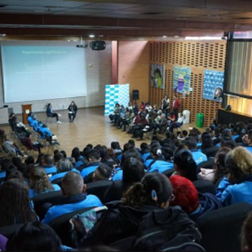 Bogotá impulsa la transformación de la salud pública a través de la educación basada en el diálogo comunitario​​